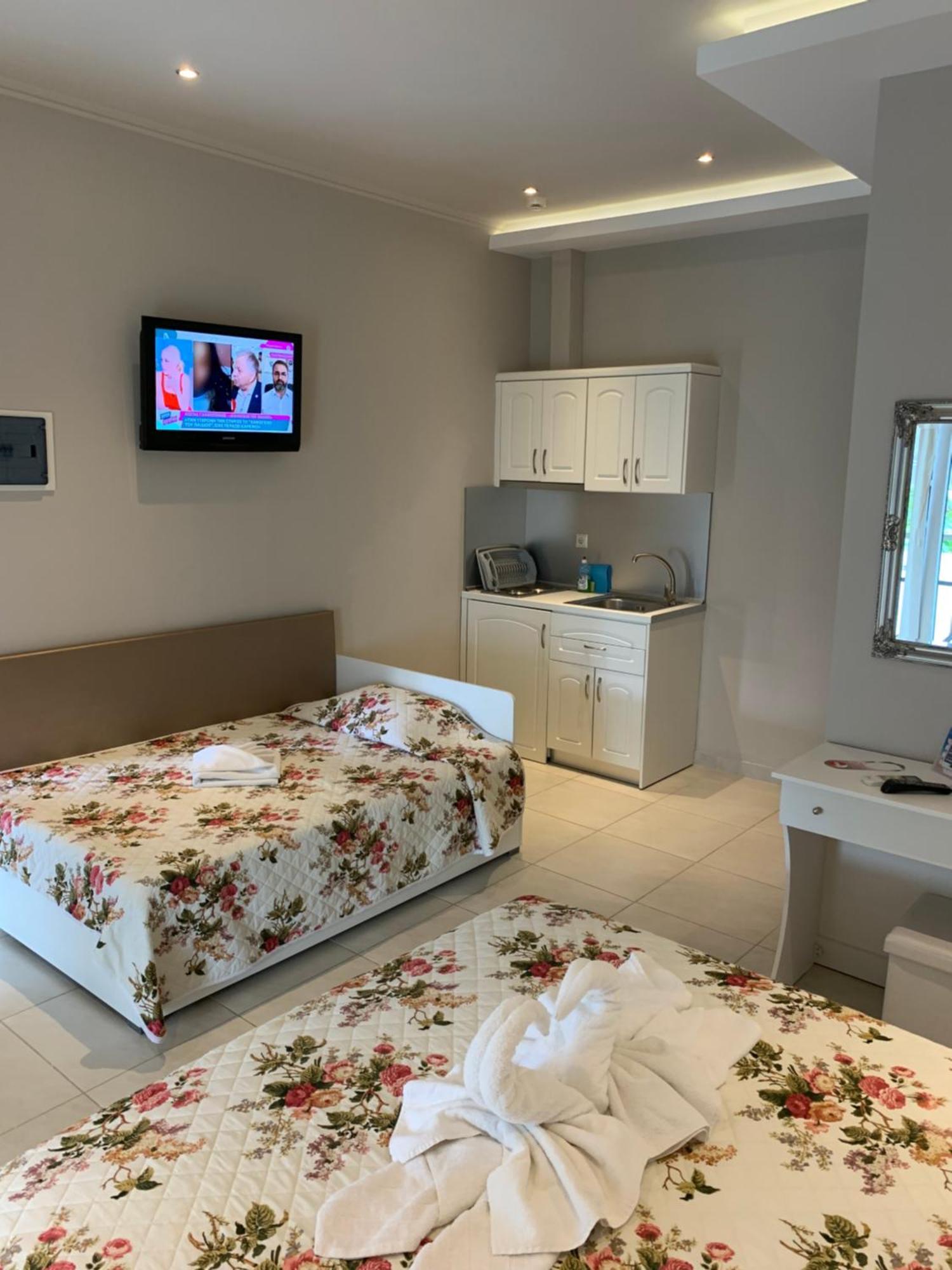 Luxury Studios Ath ลีเมนาส ภายนอก รูปภาพ