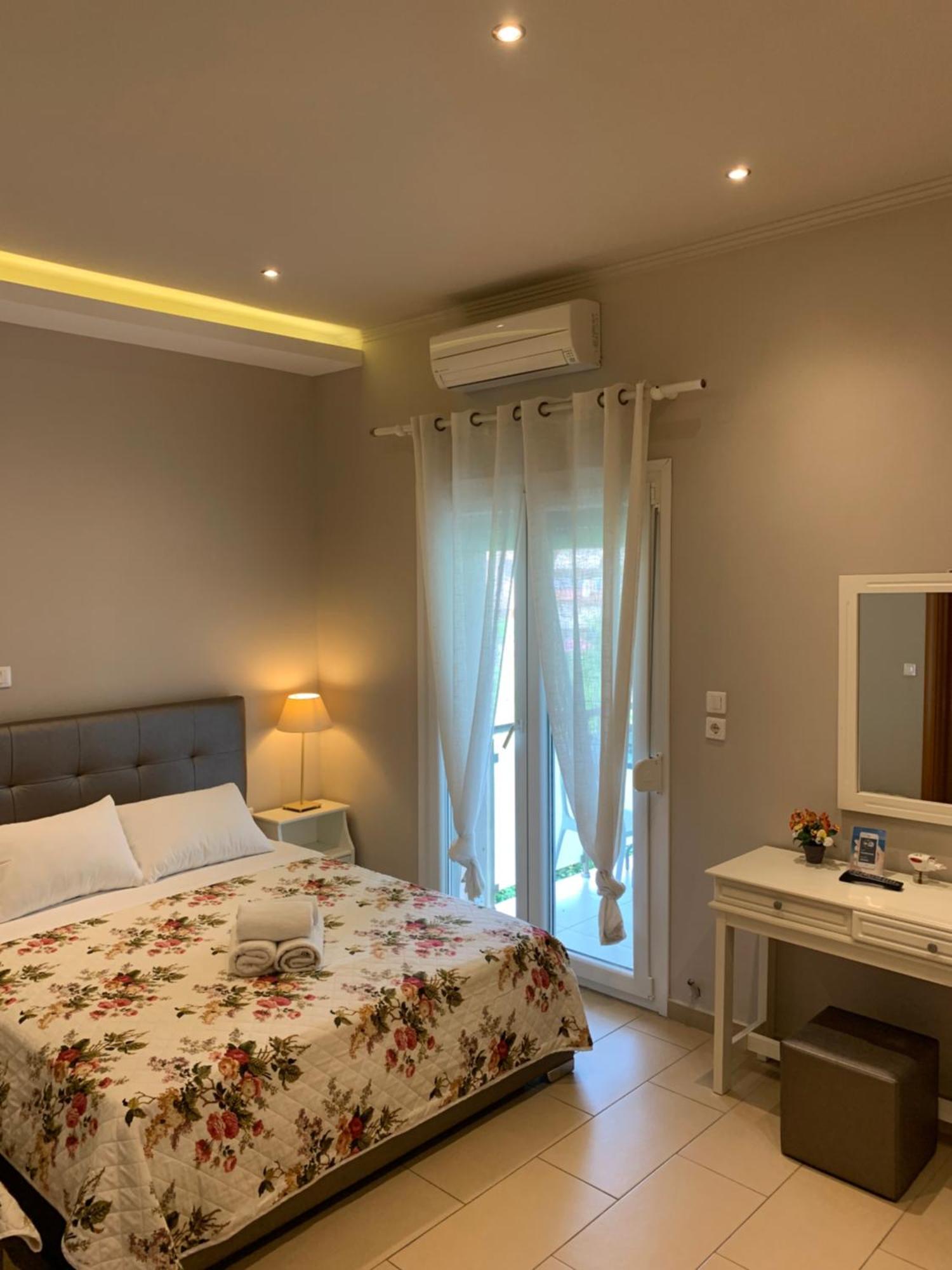 Luxury Studios Ath ลีเมนาส ภายนอก รูปภาพ